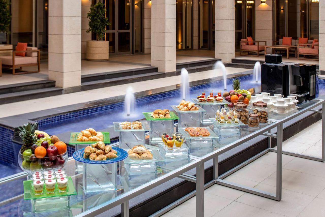 Doubletree Suites By Hilton - Riyadh Financial District Kültér fotó