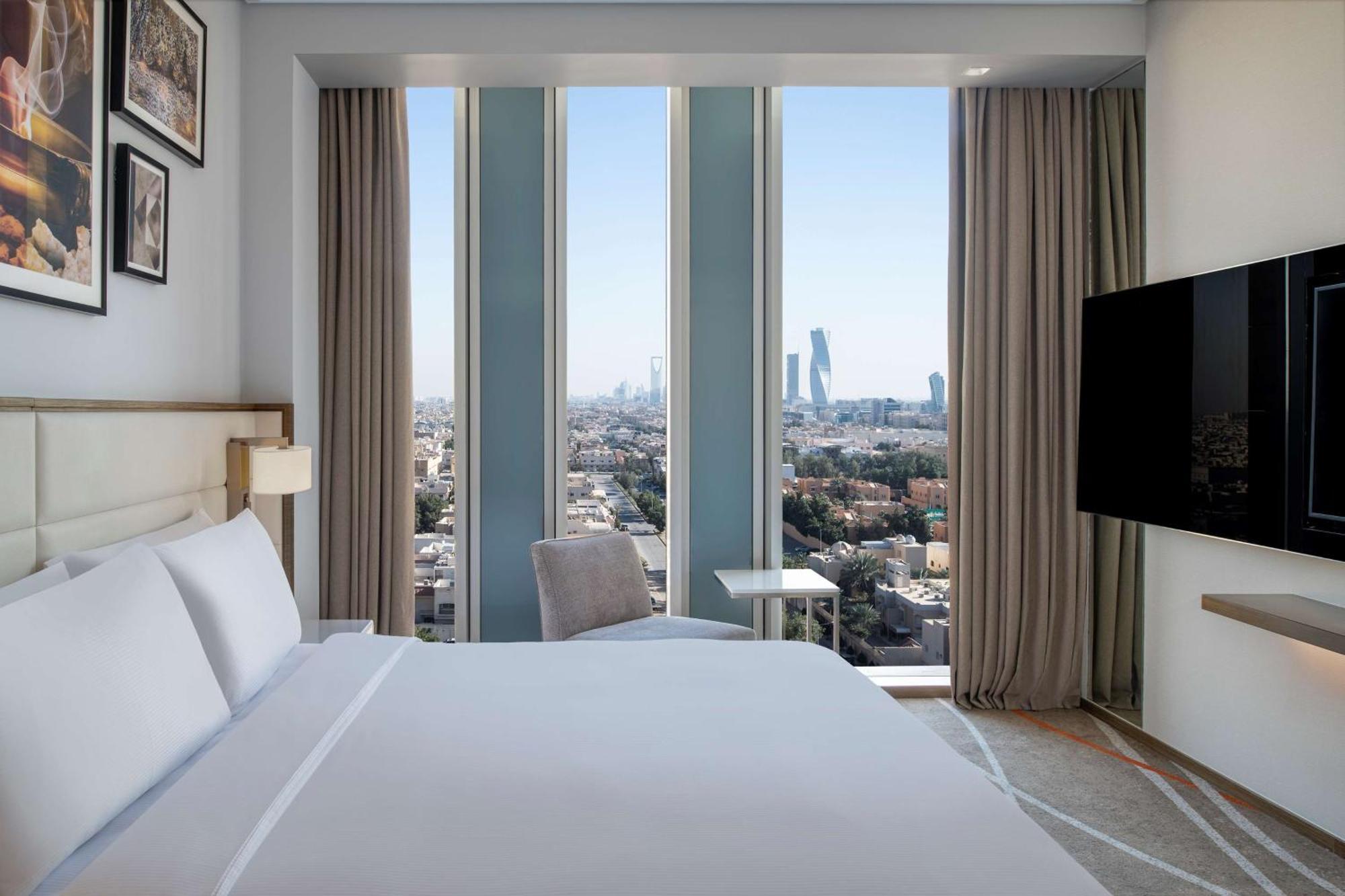 Doubletree Suites By Hilton - Riyadh Financial District Kültér fotó