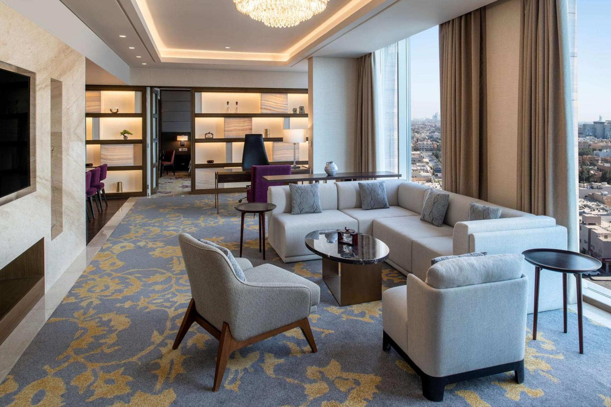 Doubletree Suites By Hilton - Riyadh Financial District Kültér fotó